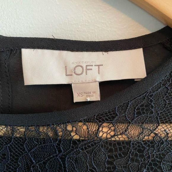 LOFT Black Long Sleeve Lace Yoke Long Sleeve Popover Blouse - Picture 6 of 9